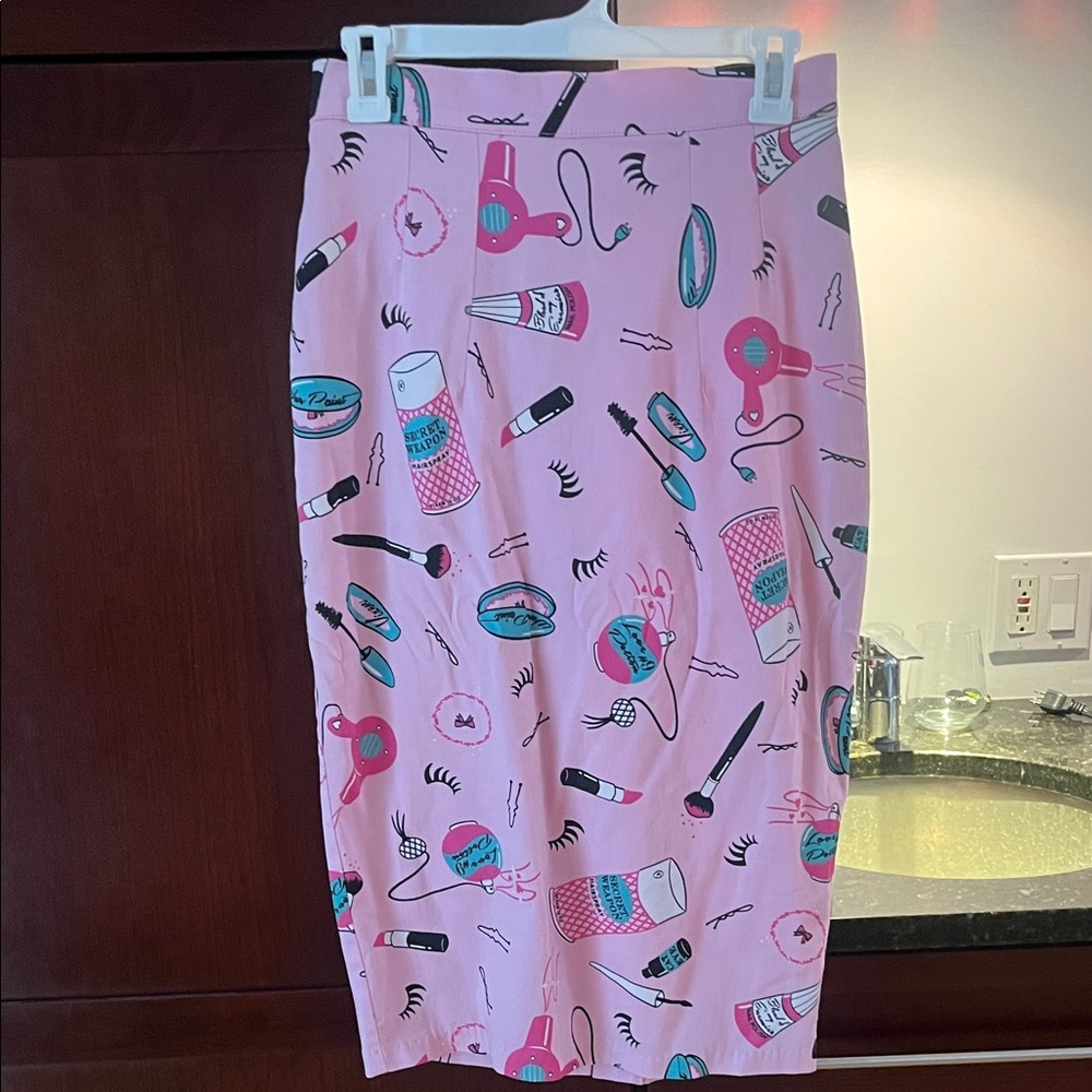 Vixen by Micheline Pitt Pink Makeup Print Pencil Skirt